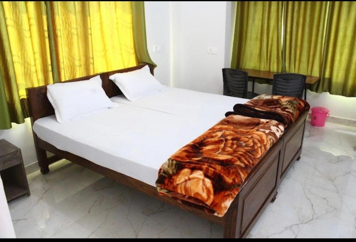 Harsh & Yash Guest House Bodh Gaya Eksteriør billede