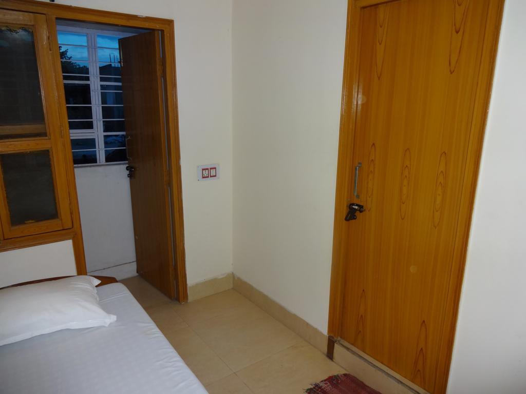 Harsh & Yash Guest House Bodh Gaya Eksteriør billede